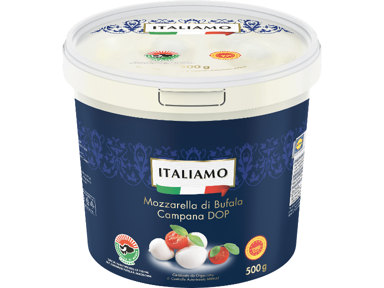 Förpackning med Mozzarella di Bufala Campana DOP 500g på blå bakgrund.