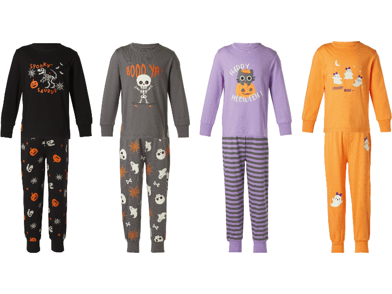 Barnpyjamasar med Halloween-motiv i svart, grått, lila och orange.