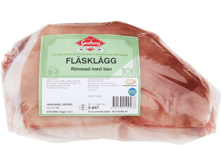 Förpackad fläsklägg med ben, med etikett som visar ingredienser och näringsinformation.