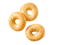 Tre gyllene sesambagels på svart bakgrund.