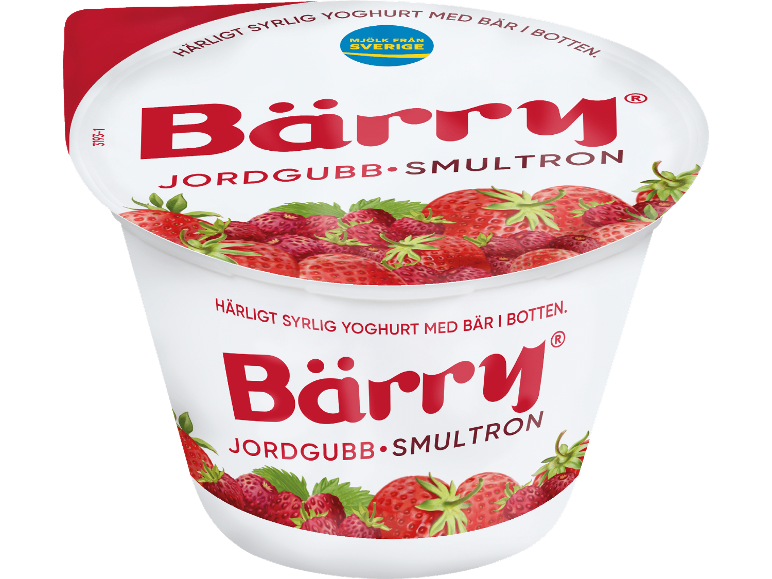 Jordgubbs- och smultronyoghurt med bär i botten.
