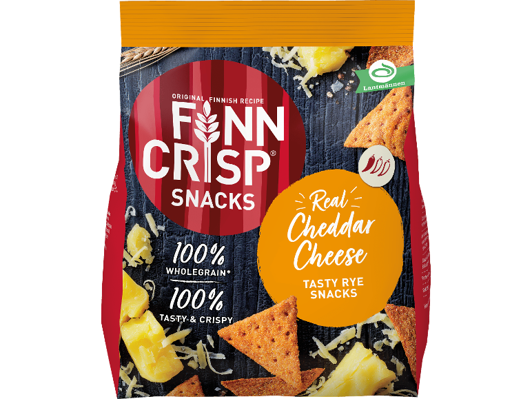 Förpackning med krispiga rågsnacks med cheddarost, 100% fullkorn.