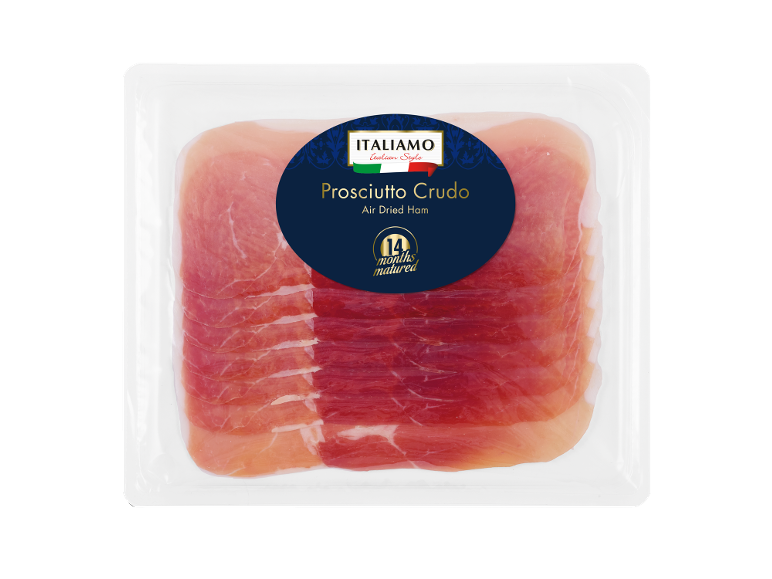 Vakuumförpackad skivad prosciutto crudo, lufttorkad skinka, mognad i 14 månader.