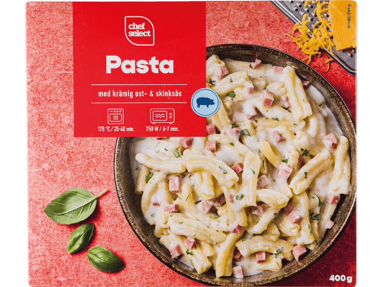 Pasta med krämig ost- och skinksås, med tillagningsinstruktioner.