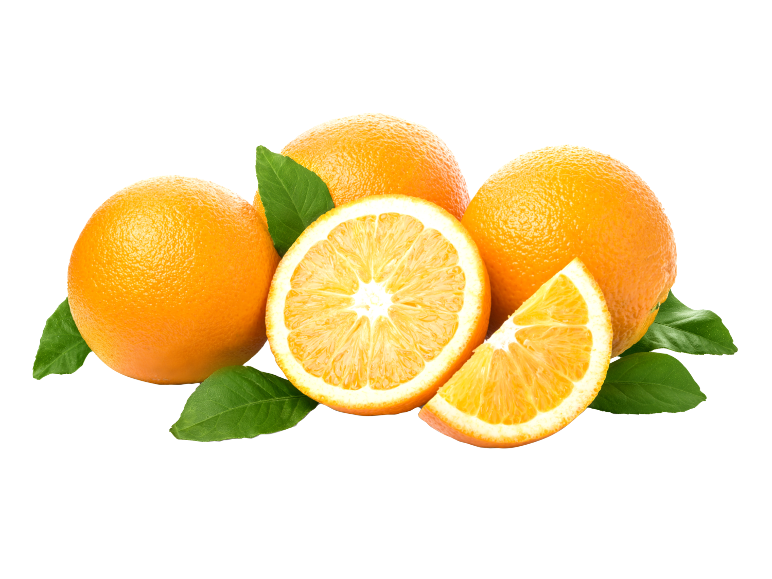 Färska apelsiner med blad, en halverad och en i skivor.