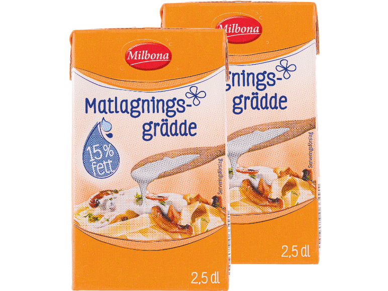 Två förpackningar matlagningsgrädde med 15% fett, med illustration av en pastarätt.