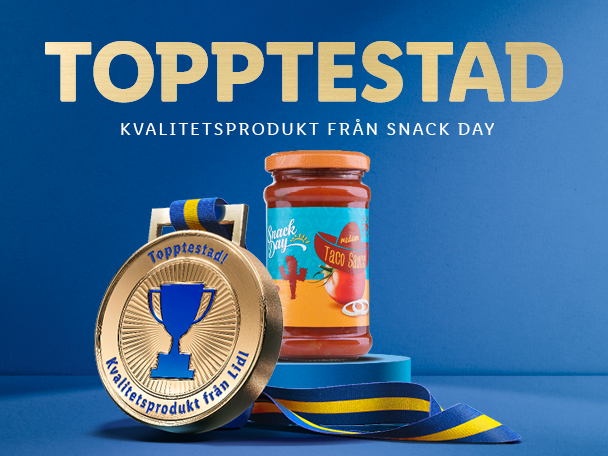 Guldmedalj och tacosåsburk på blå bakgrund med texten 'TOPPTESTAD KVALITETSPRODUKT'.