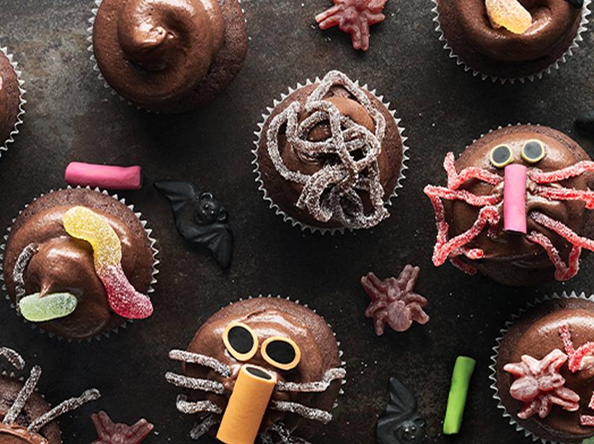 Chokladmuffins med Halloween-tema.