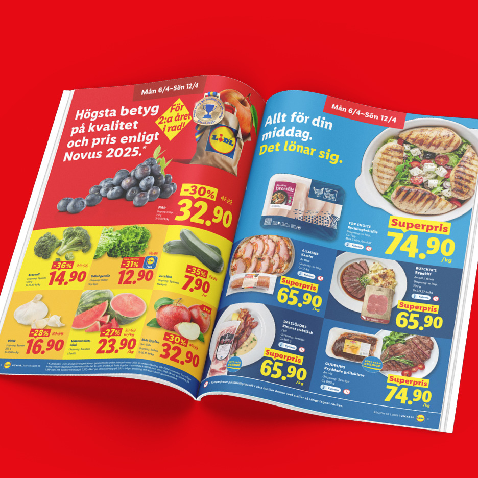 Reklamblad med erbjudanden på färskvaror som blåbär, broccoli, vattenmelon och köttprodukter som kycklingbröstfilé och kassler.