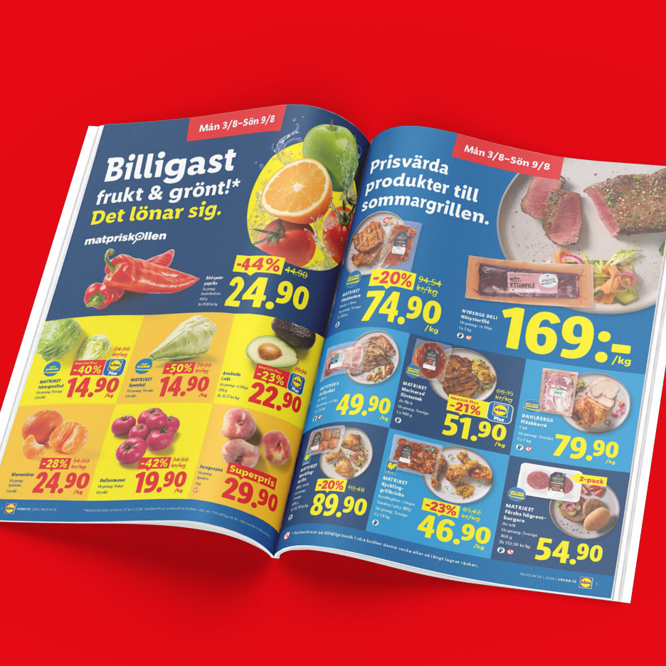 Annonsblad med erbjudanden på frukt, grönsaker och grillprodukter, inklusive paprika, avokado och kött.