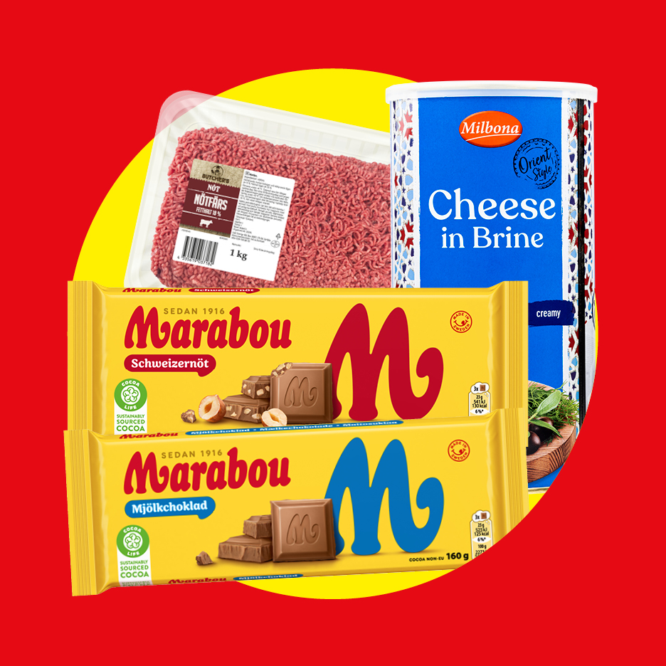 Förpackning med nötfärs, en burk med ost i saltlake och två chokladkakor.